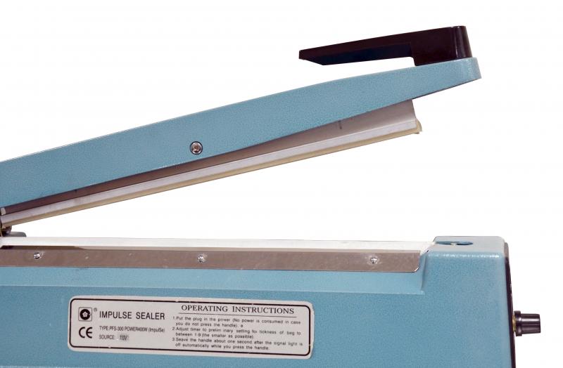 Portable Impulse Sealer with 20�`seal bar and 2 mm seal width